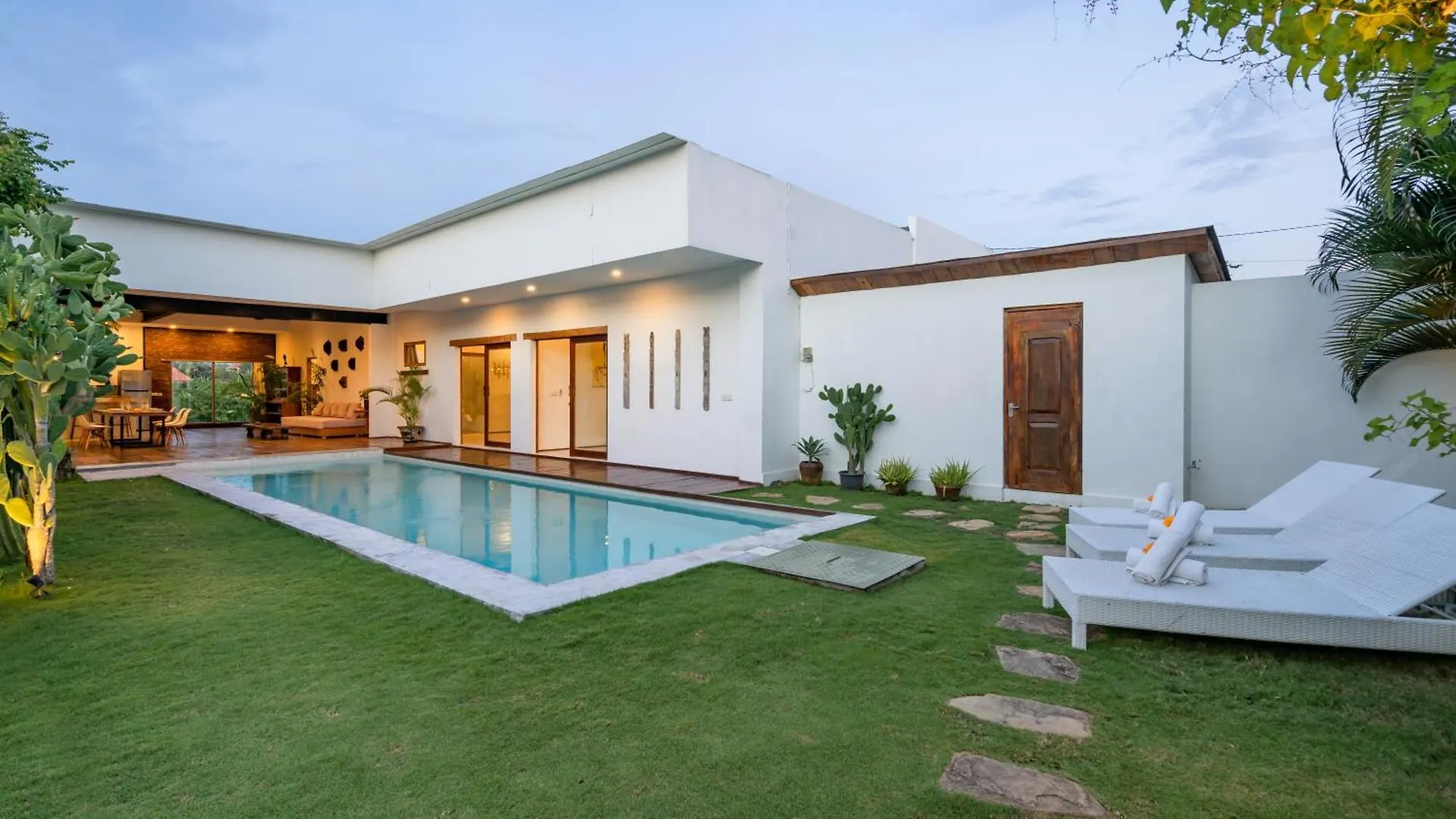 Villa Nuga By Dreamawaybali Seminyak