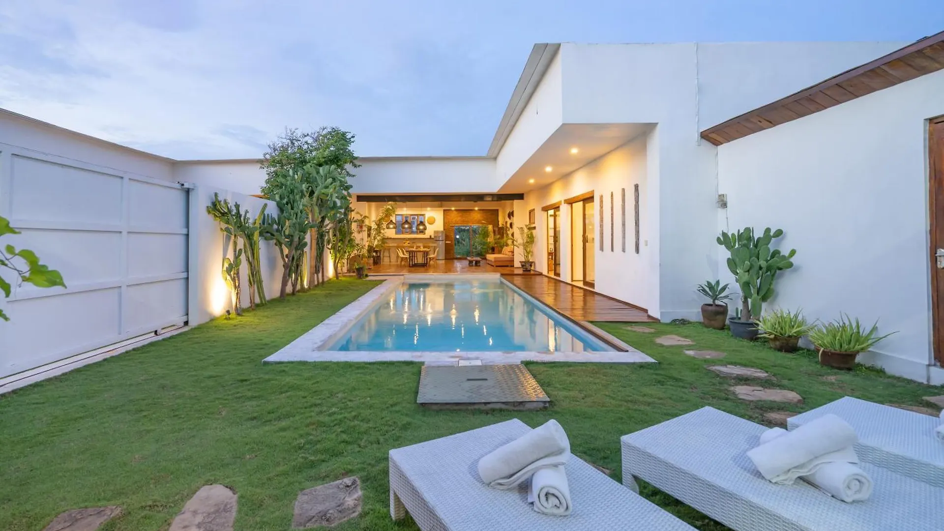 Villa Nuga By Dreamawaybali Seminyak
